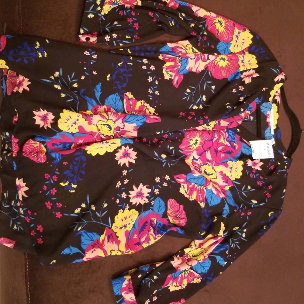 Blouse - Picture 2 of 4